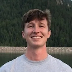Camden Hatch headshot