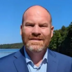 Chris Greene headshot