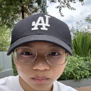 Yu Zu Ooi headshot