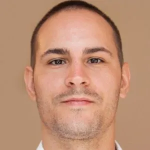 Zacc Dukowitz headshot